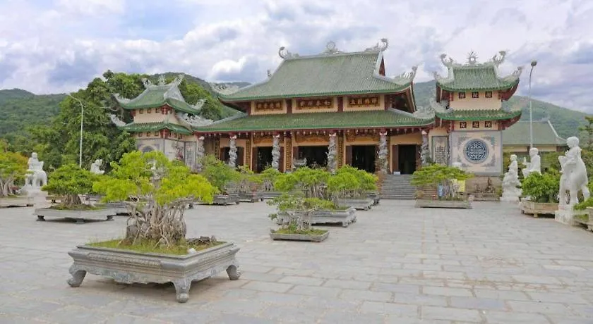 Bac Nam Hotel Da Nang 2*,